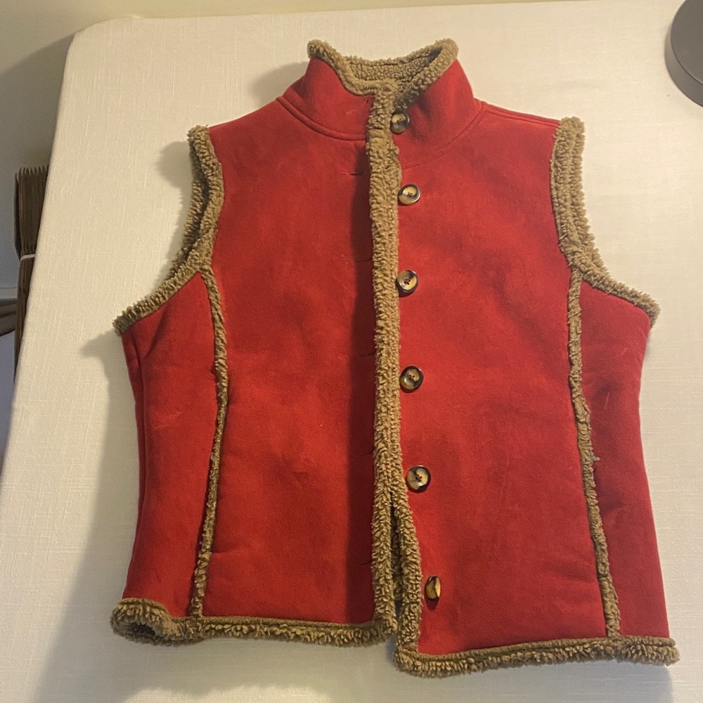 🍎 L.L. Bean Classic Sherpa-Trim Vest – Rich Red – Women’s Size Small